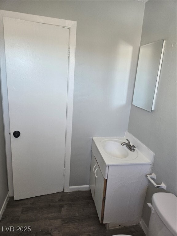 Building Photo - 409 W Van Buren Ave