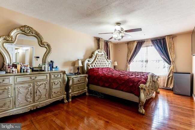 Building Photo - 12212 Birchview Dr