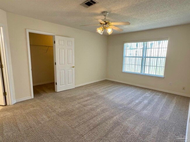 Building Photo - 3328 Marion Oaks Way