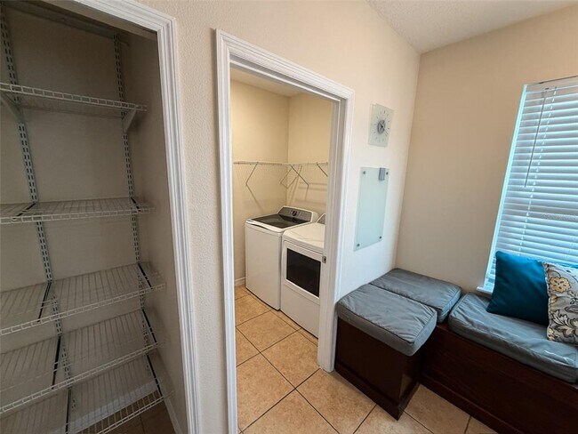 Building Photo - 2203 Anoka Way