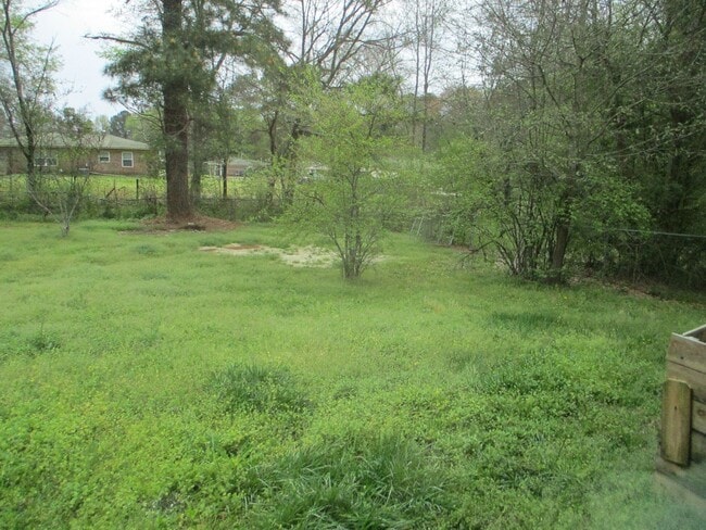 Building Photo - Updated 4 Bedroom Ranch in South Augusta