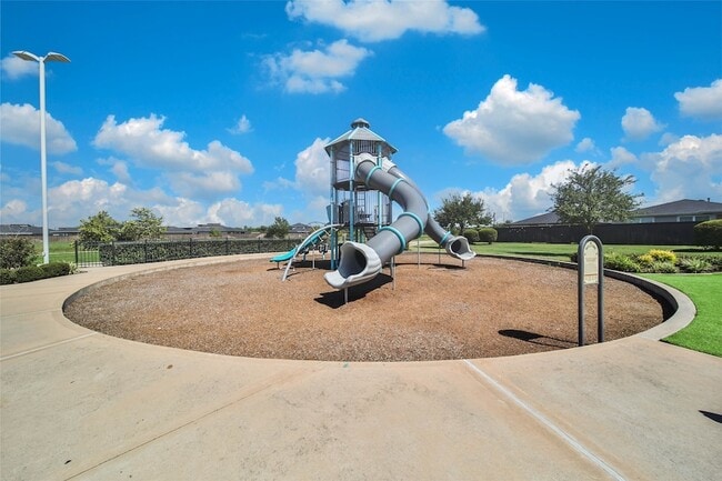 Building Photo - 12310 Greenwood Gate Dr