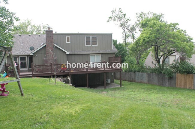 Building Photo - Bedrooms on the Main Level w/ Finished Wal...
