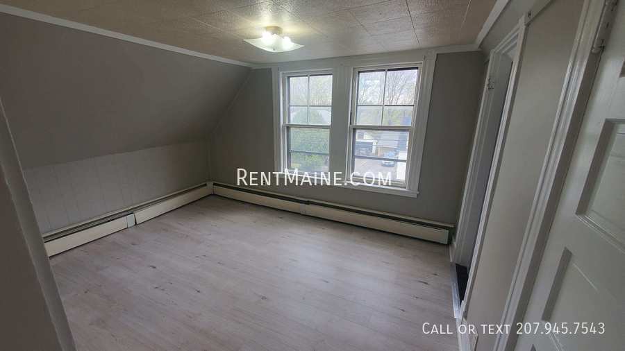 Building Photo - 92 Clinton Ave