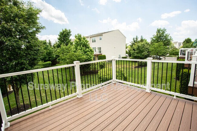 Building Photo - 172 Fela Dr