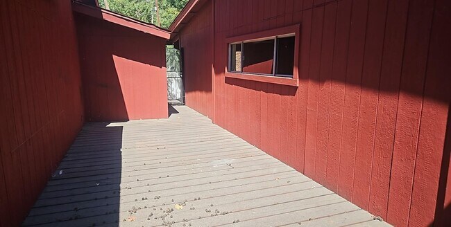 Building Photo - Jamestown Commercial Space