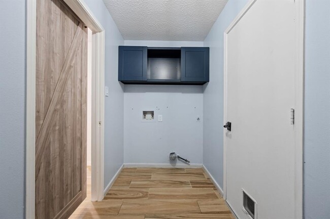 Building Photo - 4309 Kingfish Dr