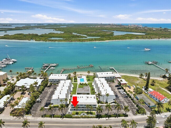 Building Photo - 1300 Seaway Dr