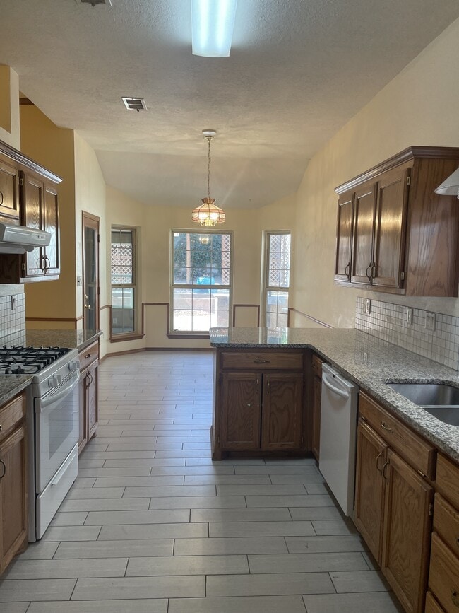 Building Photo - 4528 Agate Hills Rd NW