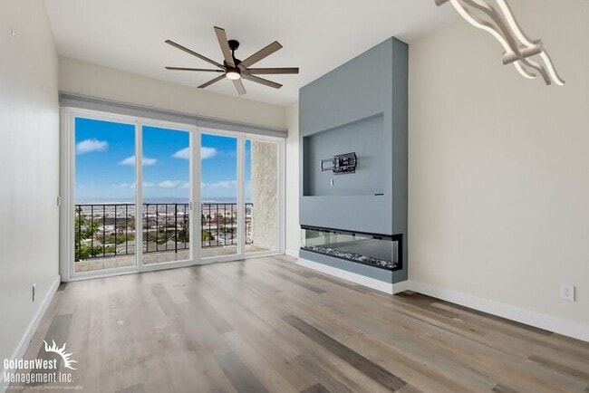 Building Photo - Beautifully Renovated 2Bdm 2.5Ba Mission Hills Condo with Bay Views!