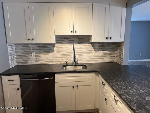 Building Photo - 9 Des Moines Ct