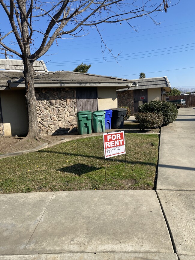 Front of triplex - 742 Theta Cir