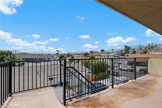 Building Photo - 34032 La Serena Dr