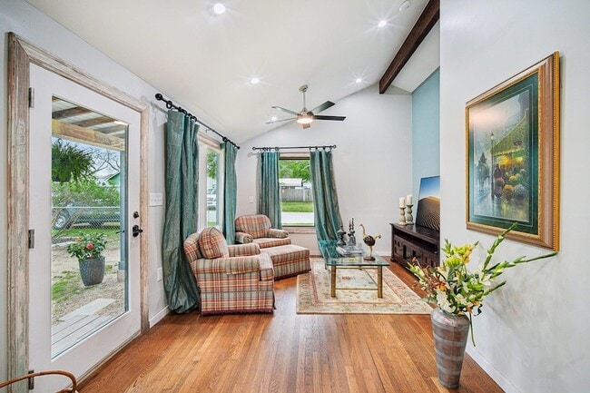 Building Photo - 801 Bishop St