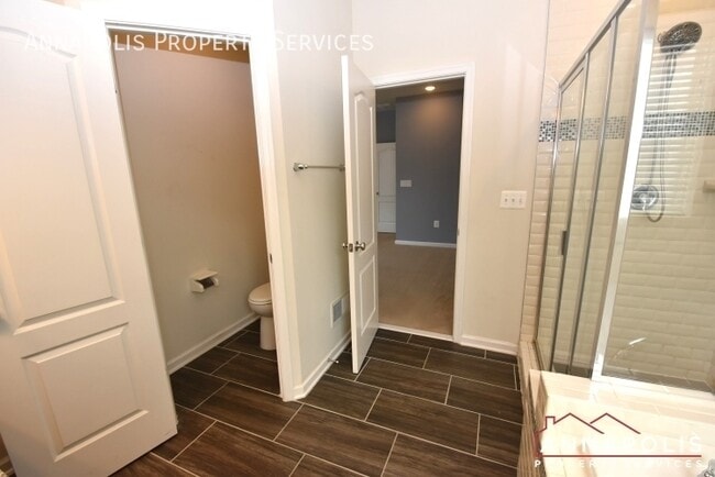 Building Photo - 7736 Cresap Ln