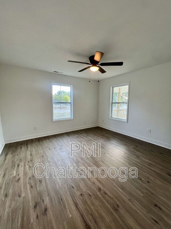 Building Photo - 1500 Arlington Ave