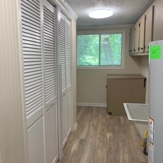 Building Photo - 217 Crescent Ct