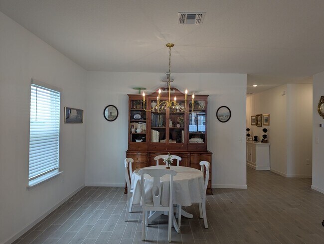 Building Photo - Beautiful newer-construction 4-bedroom, 3-bath home located in Trailhead Landing