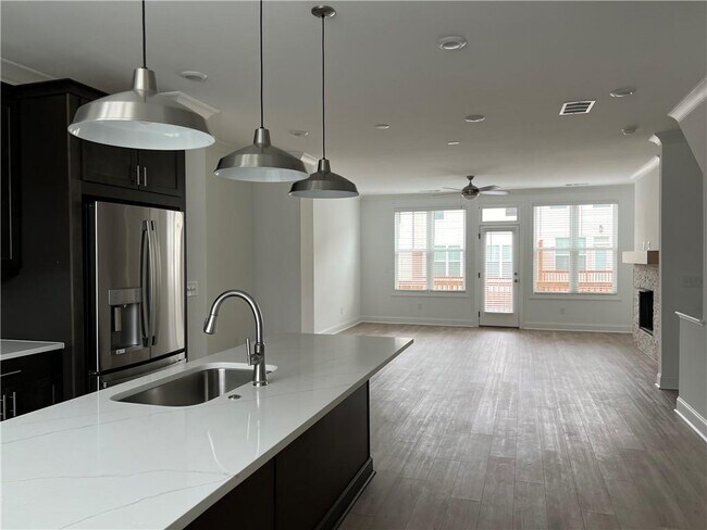 Building Photo - 1651 Wellborn Walk