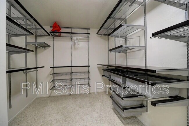 Building Photo - 13412 W Annika Dr