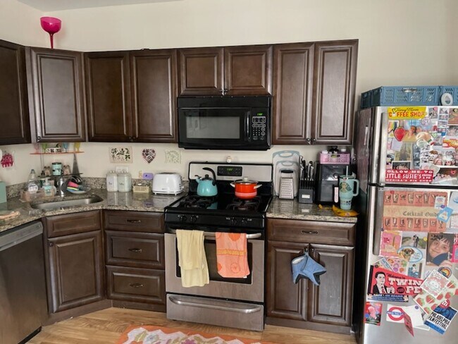 Building Photo - 1800 S 18th St