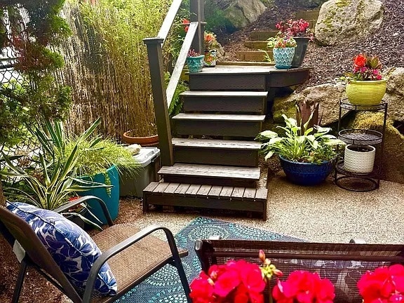 PATIO - 4321 SW Fletcher St