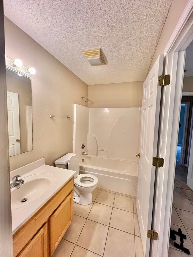 Building Photo - 12399 Jackson Dr