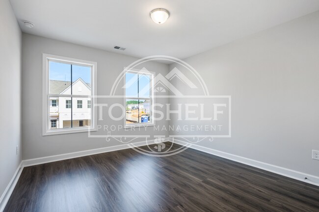 Building Photo - 3744 Silvery Wy