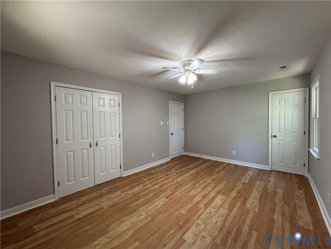 Building Photo - 7145 Foxbernie Dr
