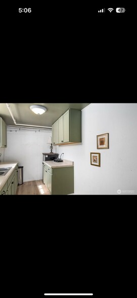 Basemen kitchenette - 520 S Wilbur Ave