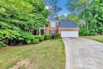 Building Photo - 4250 Edgewater Ct NW