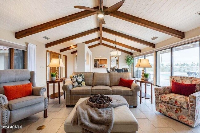 Building Photo - 16120 Cholla Dr