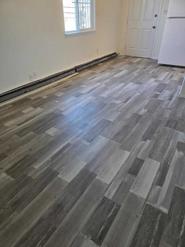 Building Photo - 3244 White Ave