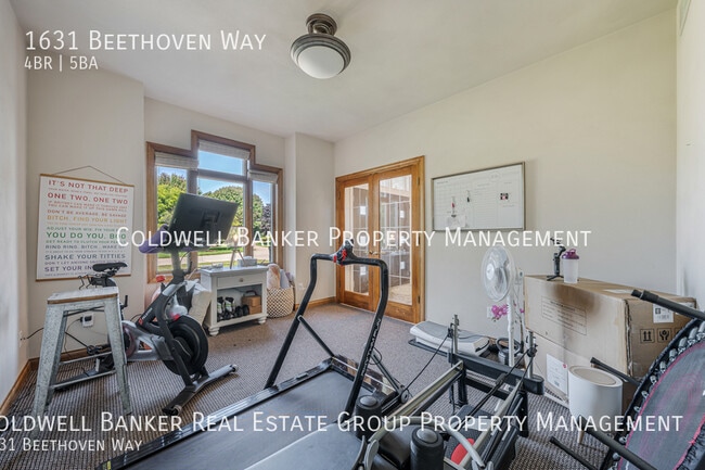 Building Photo - 1631 Beethoven Way