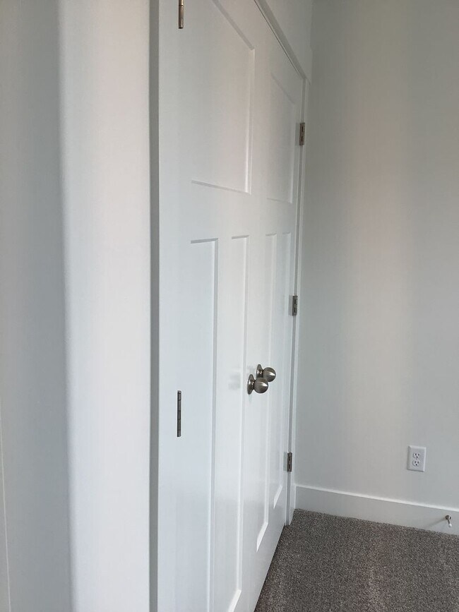 Building Photo - New Construction Townhome Located in Prime...