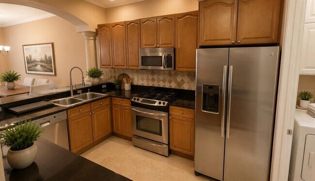 Building Photo - 4907 Bayshore Blvd