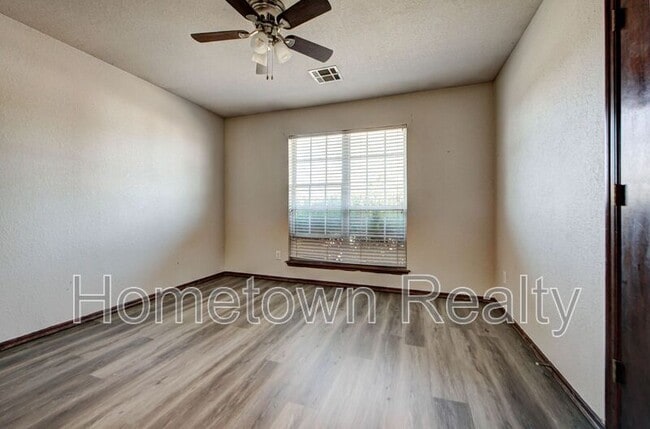 Building Photo - 16416 Oconee Creek Dr