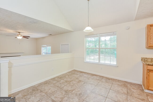 Building Photo - 3552 6 Oaks Ct