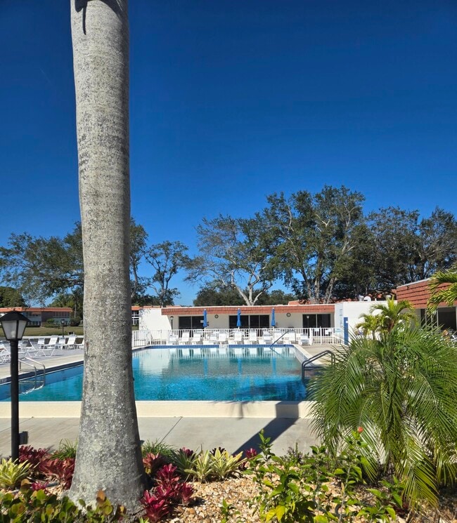 Building Photo - 1225 NW 21st St