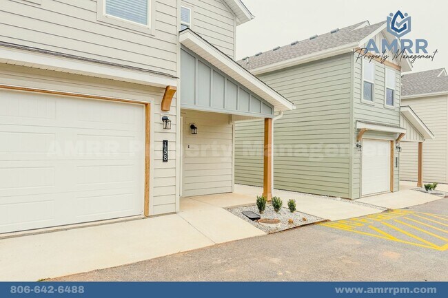 Building Photo - 166 Copper Oaks Dr