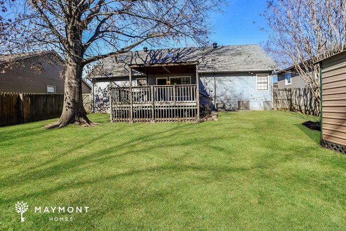 Building Photo - 104 Willow Grove Rd