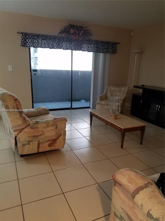 Building Photo - 13240 SW 88th Ln