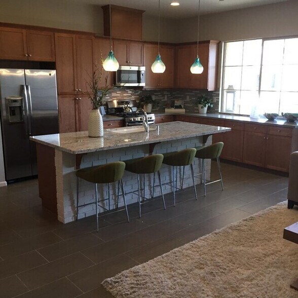 Building Photo - 2608 Via Calderia