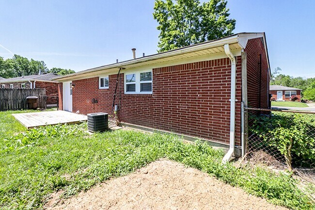 Building Photo - 3 Bedroom 1 Bath Fenced Shed Patio Brick Ranch Rental Home