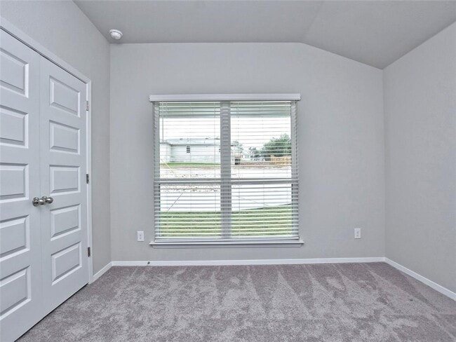 Building Photo - 21310 Mt View Dr