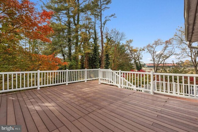 Building Photo - 210 Garrison Forest Rd