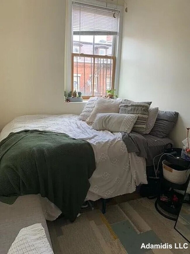 Building Photo - 247 Northampton St