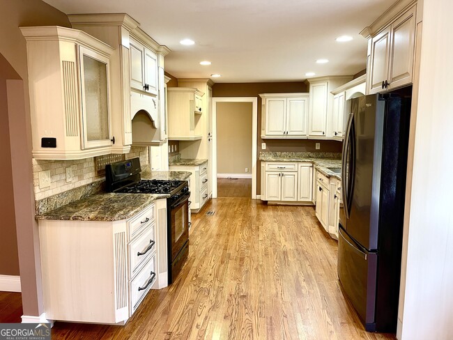 Building Photo - 4059 Charleston Ct SE