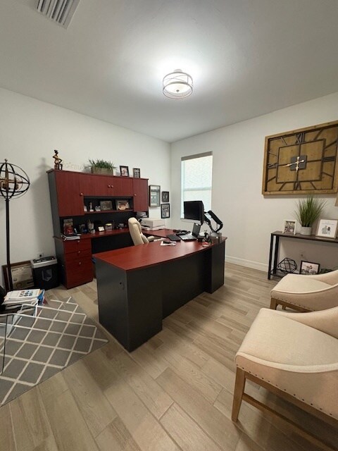 Building Photo - 16129 Lotus Wy