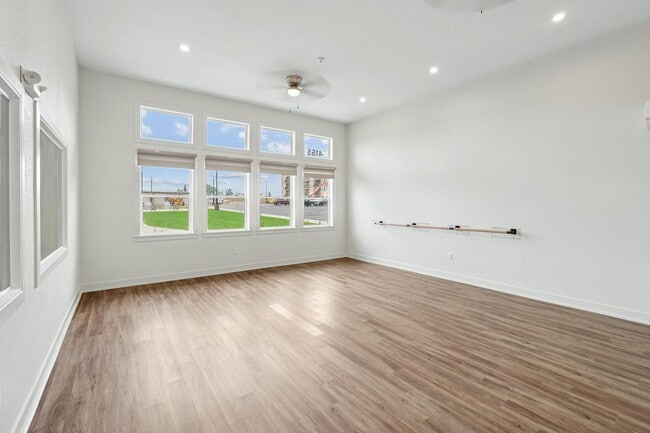 Building Photo - 4155 Carson Ln